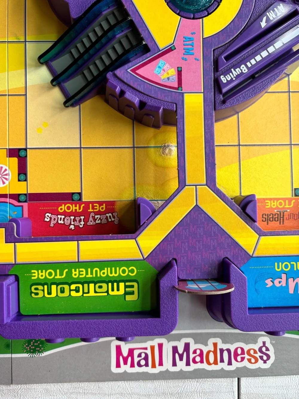 VTG 2004 Mall Madness Talking Board Game w/Electronic Console Milton Bradley